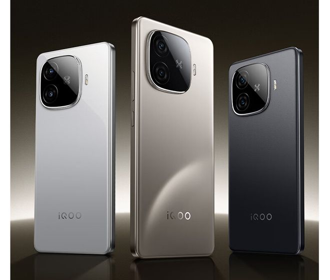 iQOO Z9 Turbo+低调上架2199元的价格能威胁到红米K70至尊吗
