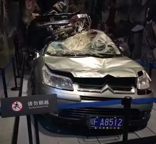 汶川地震幸存的“神车”：因车牌特殊公安部特批入驻纪念馆(图16)