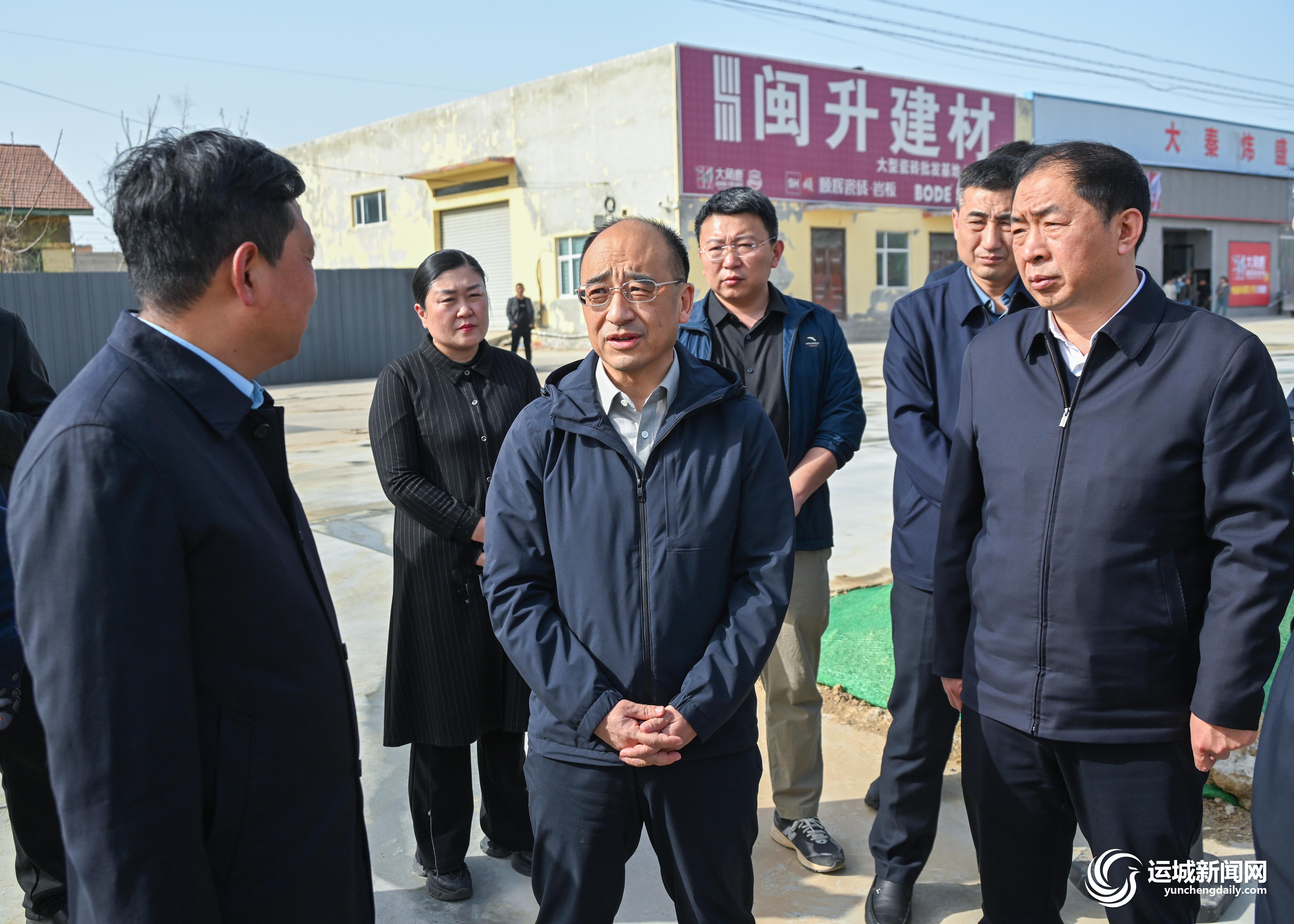筑牢安全底线 严守生态红线br为建设“一城两区三门户”提供有力支撑
