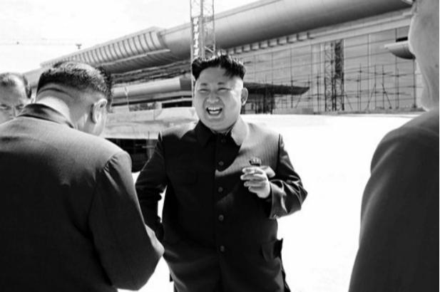 朝鲜男人烟不离手金正恩抽什么牌子的香烟？一包烟的价格是多少(图3)