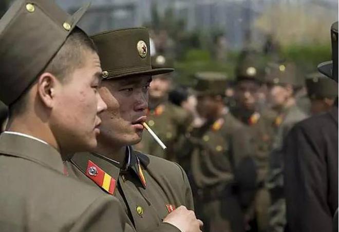 朝鲜男人烟不离手金正恩抽什么牌子的香烟？一包烟的价格是多少(图4)