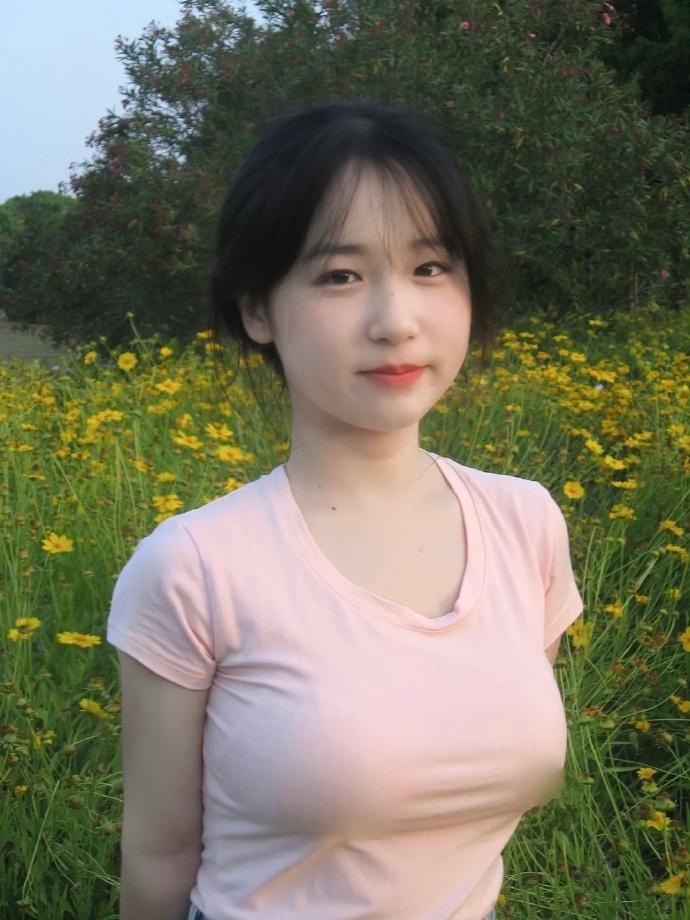 妖媚婷儿户外视频在线(图1)