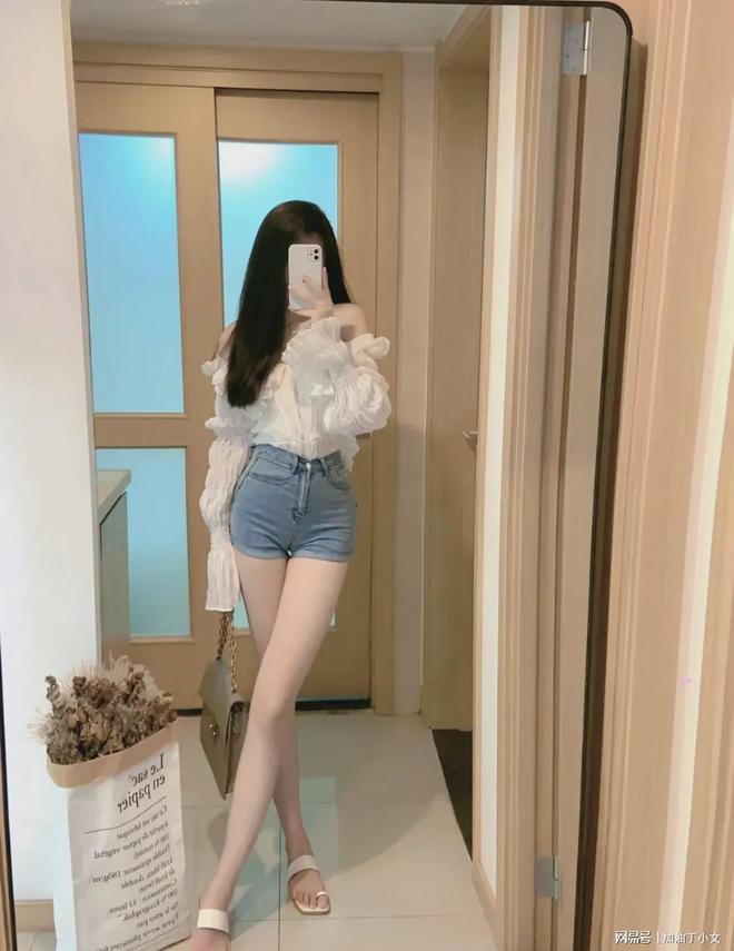 持续了20年的舔狗经济终结了！男性选择了躺平女性哀嚎声一片(图1)